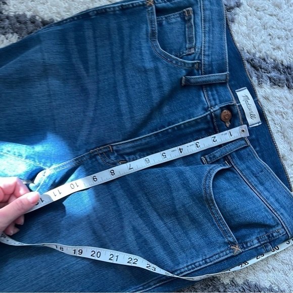 NWT Madewell 10" High-Rise Roadtripper Supersoft Jeans in Playford Wash - Picture 9 of 14